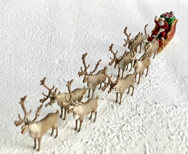 Lionel 4097-01 Santa Sleigh Reindeer Figure NEW